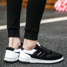 Load image into Gallery viewer, 2017 Men Shoes Male Breathable Sports Shoes Wear Resistant Outdoor Running Shoes Shockproof Antiskid Shoes Black White